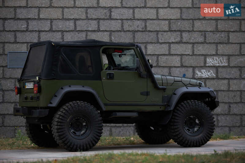 Позашляховик / Кросовер Jeep Wrangler 2000 в Києві
