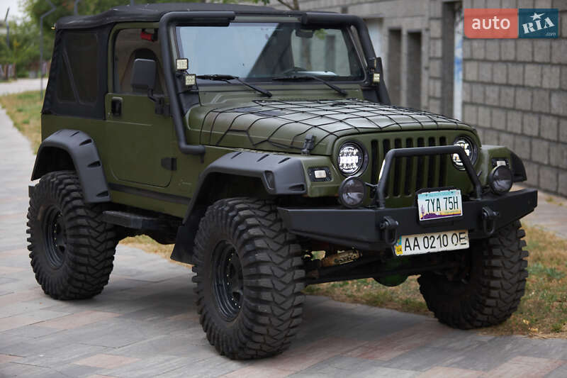Позашляховик / Кросовер Jeep Wrangler 2000 в Києві