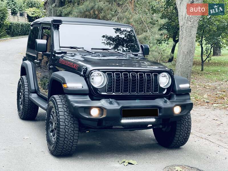 Внедорожник / Кроссовер Jeep Wrangler 2021 в Киеве