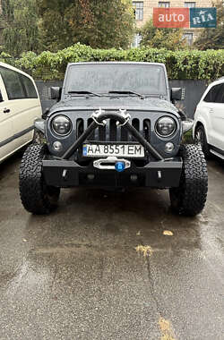Внедорожник / Кроссовер Jeep Wrangler 2017 в Киеве