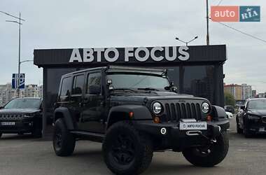 Позашляховик / Кросовер Jeep Wrangler 2012 в Києві
