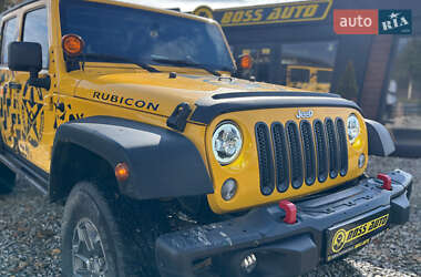 Внедорожник / Кроссовер Jeep Wrangler 2015 в 