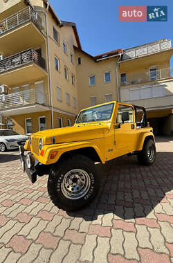 Внедорожник / Кроссовер Jeep Wrangler 1996 в 