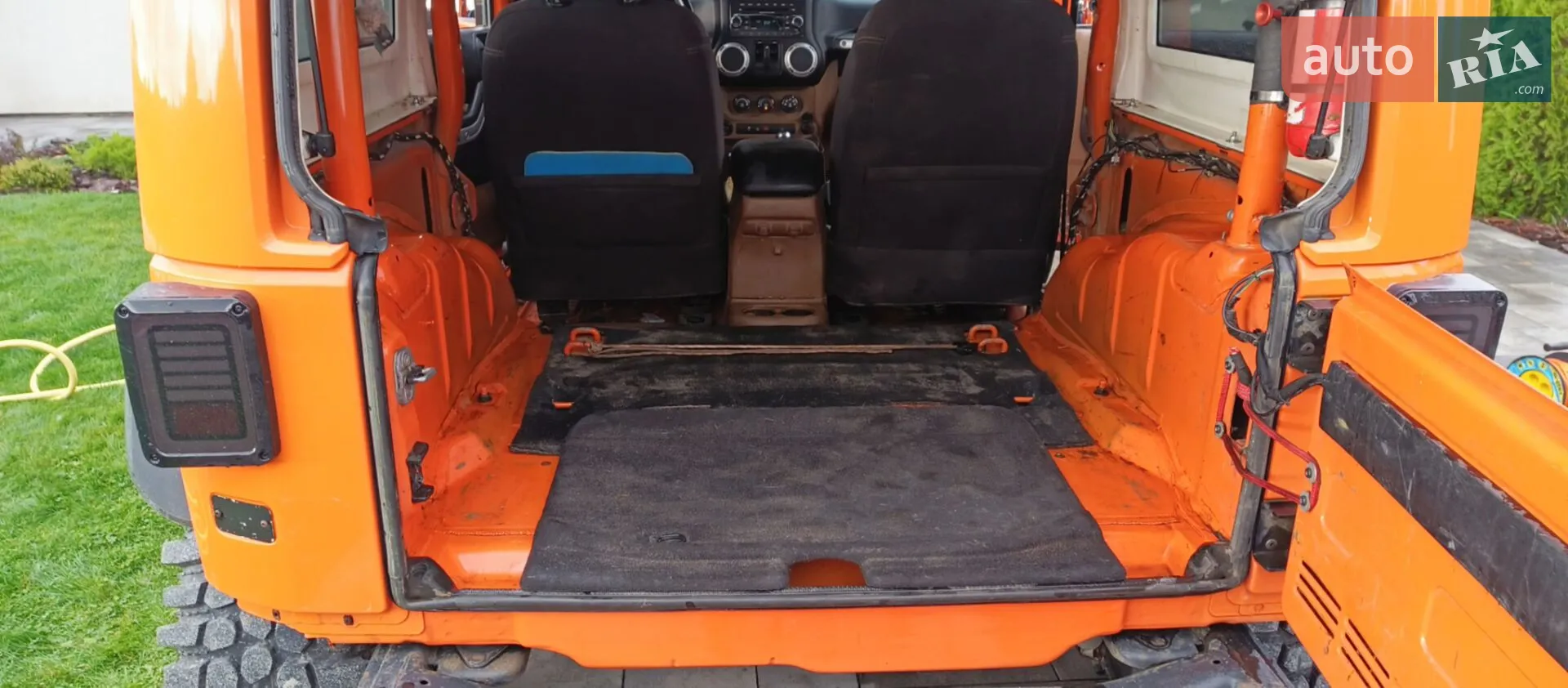 2013 Jeep Wrangler - мініатюра 4