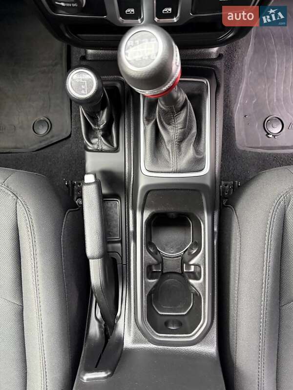 Внедорожник / Кроссовер Jeep Wrangler 2022 в Дубно