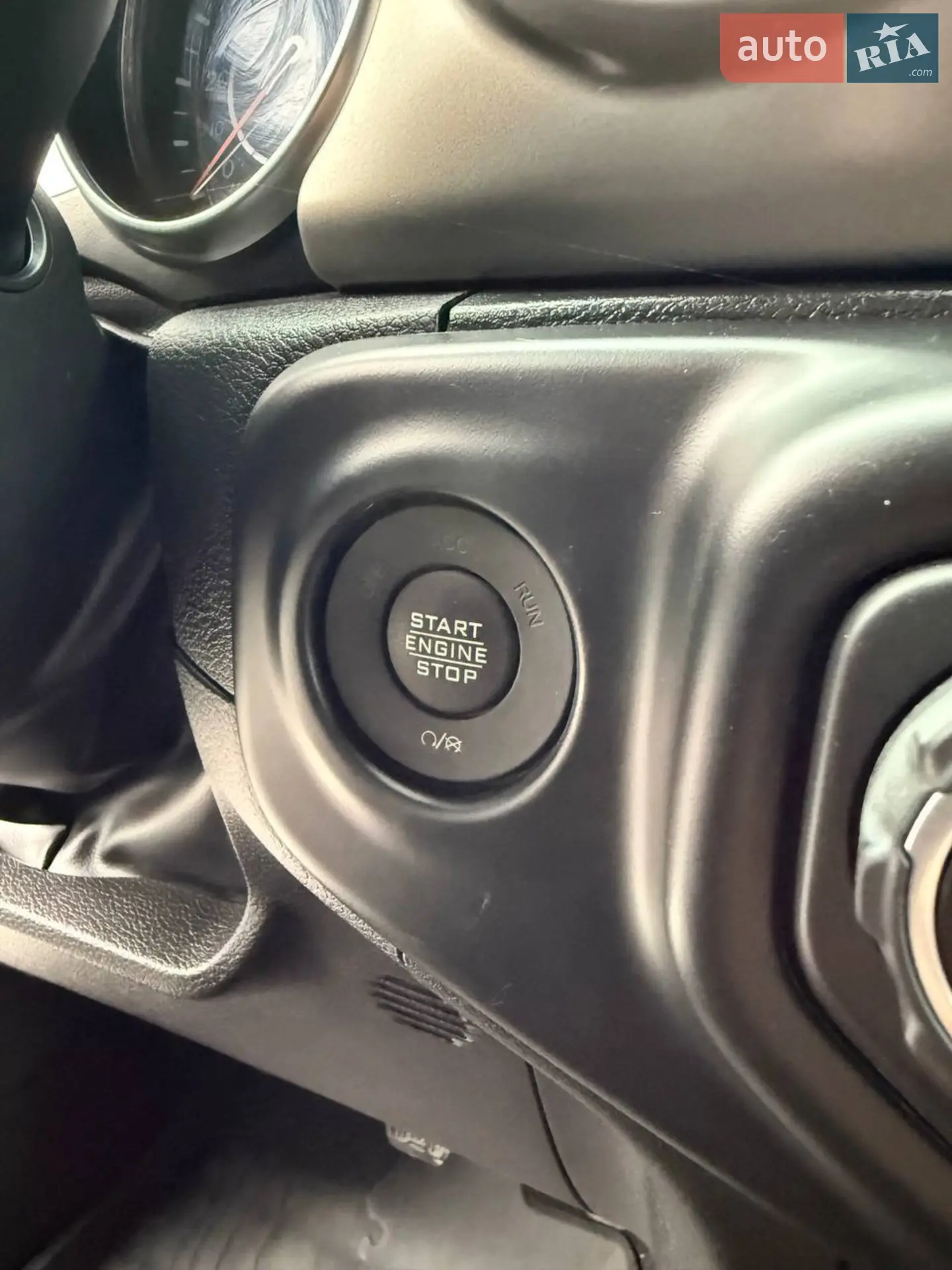 2022 Jeep Wrangler - мініатюра 116