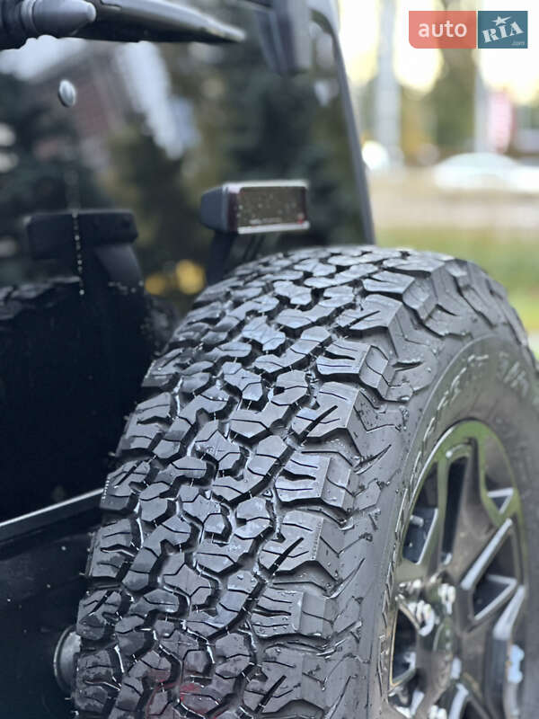 Внедорожник / Кроссовер Jeep Wrangler 2015 в Киеве фото 26 Внедорожник / Кроссовер Jeep Wrangler 2015 в Киеве