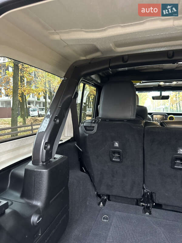 Внедорожник / Кроссовер Jeep Wrangler 2019 в Киеве