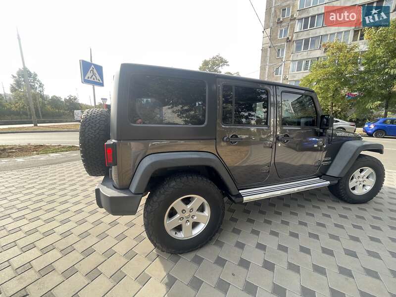 Внедорожник / Кроссовер Jeep Wrangler 2016 в Ставище фото 4 Внедорожник / Кроссовер Jeep Wrangler 2016 в Ставище