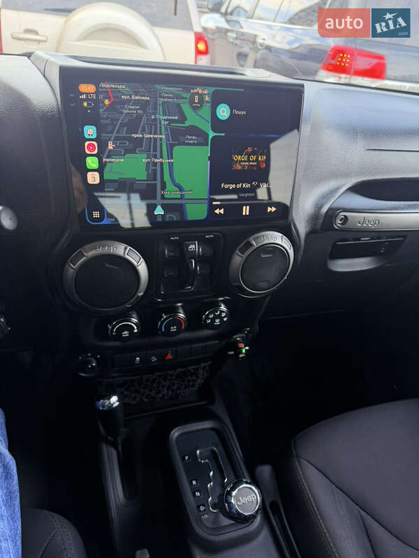 Внедорожник / Кроссовер Jeep Wrangler 2014 в Хмельницком