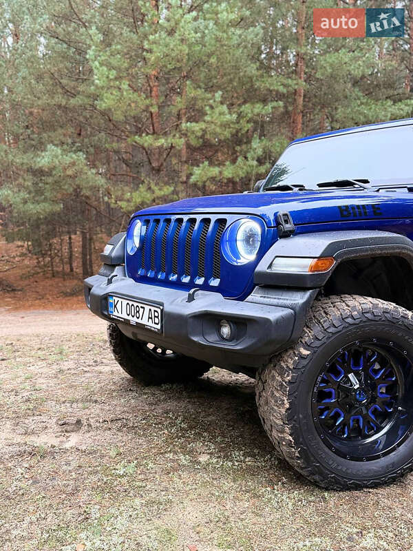 Внедорожник / Кроссовер Jeep Wrangler 2019 в Киеве