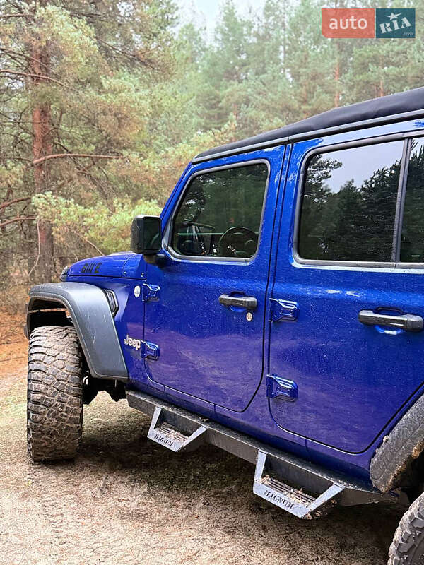 Внедорожник / Кроссовер Jeep Wrangler 2019 в Киеве