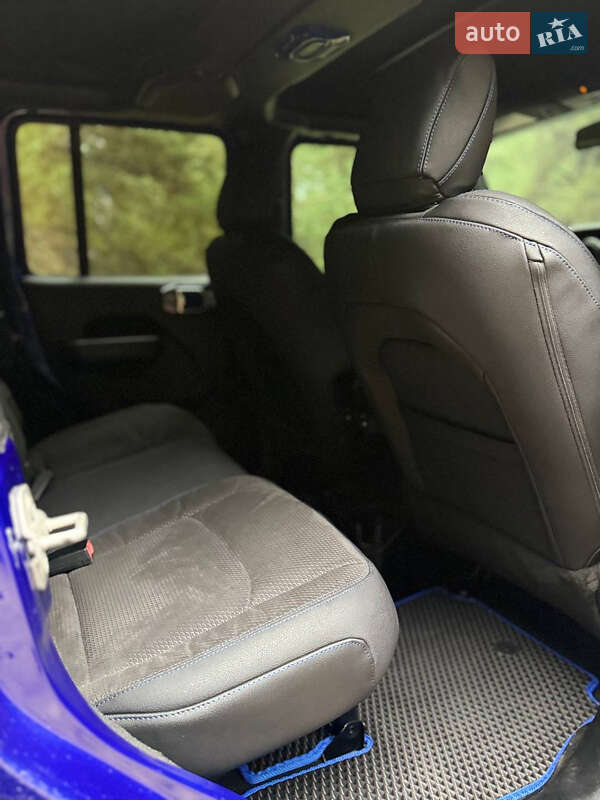 Внедорожник / Кроссовер Jeep Wrangler 2019 в Киеве