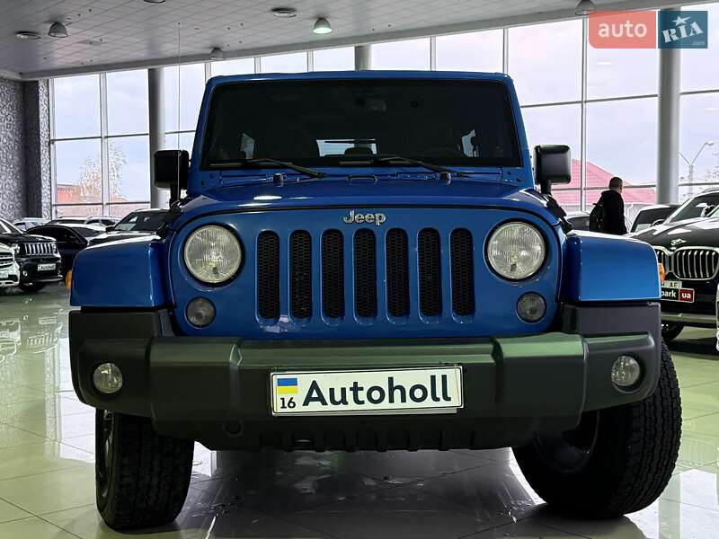 Внедорожник / Кроссовер Jeep Wrangler 2014 в Одессе