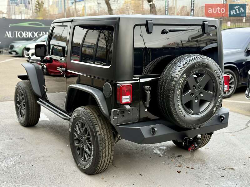 Позашляховик / Кросовер Jeep Wrangler 2016 в Києві фото 11 Позашляховик / Кросовер Jeep Wrangler 2016 в Києві
