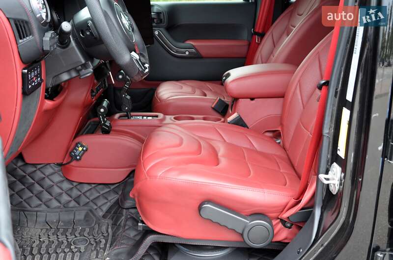 Внедорожник / Кроссовер Jeep Wrangler 2017 в Киеве фото 35 Внедорожник / Кроссовер Jeep Wrangler 2017 в Киеве
