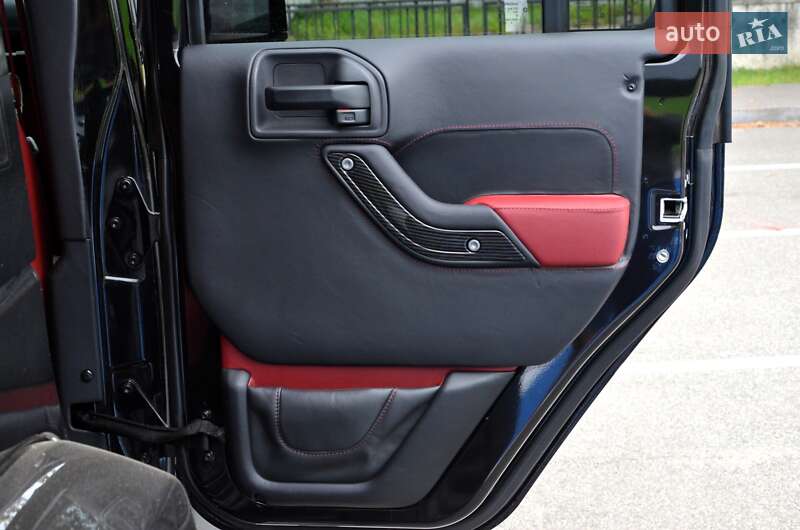 Внедорожник / Кроссовер Jeep Wrangler 2017 в Киеве фото 46 Внедорожник / Кроссовер Jeep Wrangler 2017 в Киеве