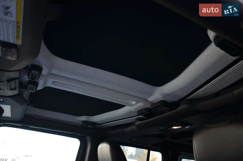 Внедорожник / Кроссовер Jeep Wrangler 2018 в Киеве