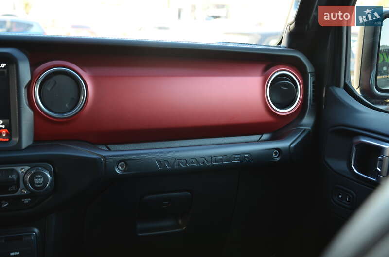 Внедорожник / Кроссовер Jeep Wrangler 2018 в Киеве