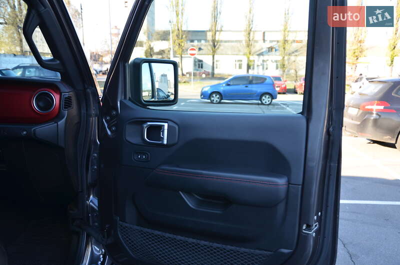 Внедорожник / Кроссовер Jeep Wrangler 2018 в Киеве