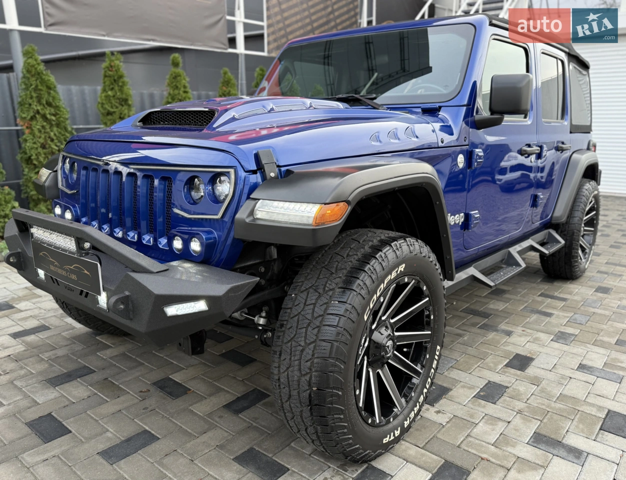 Ідеальний стан!
Повністю обслужений!
Нова гума
Мости Dana44
Силові бампери
На обмін 36