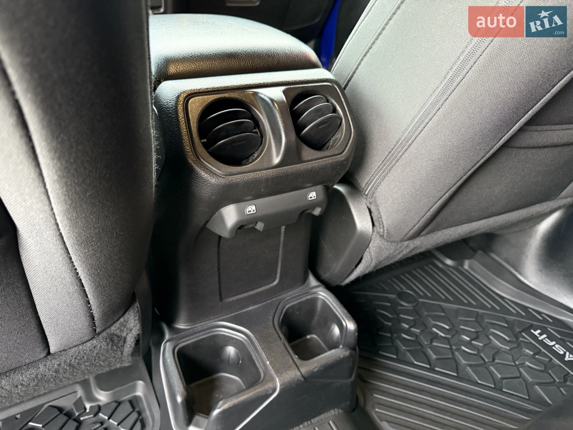 2019 Jeep Wrangler - мініатюра 19