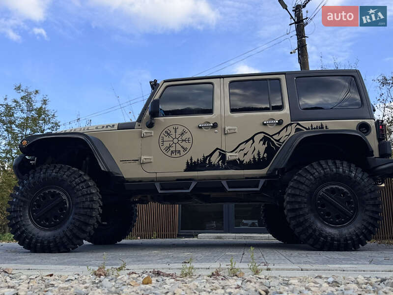 Внедорожник / Кроссовер Jeep Wrangler 2017 в Ивано-Франковске