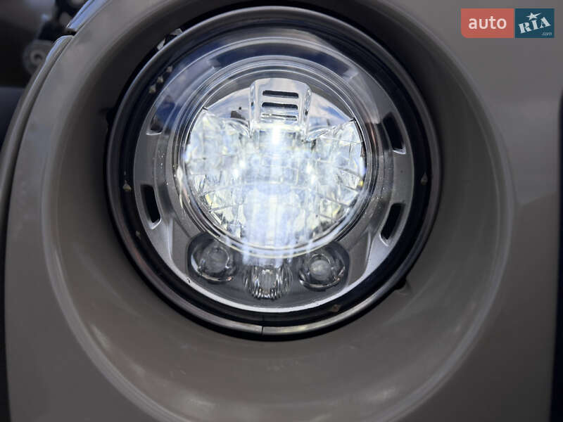 Внедорожник / Кроссовер Jeep Wrangler 2017 в Ивано-Франковске