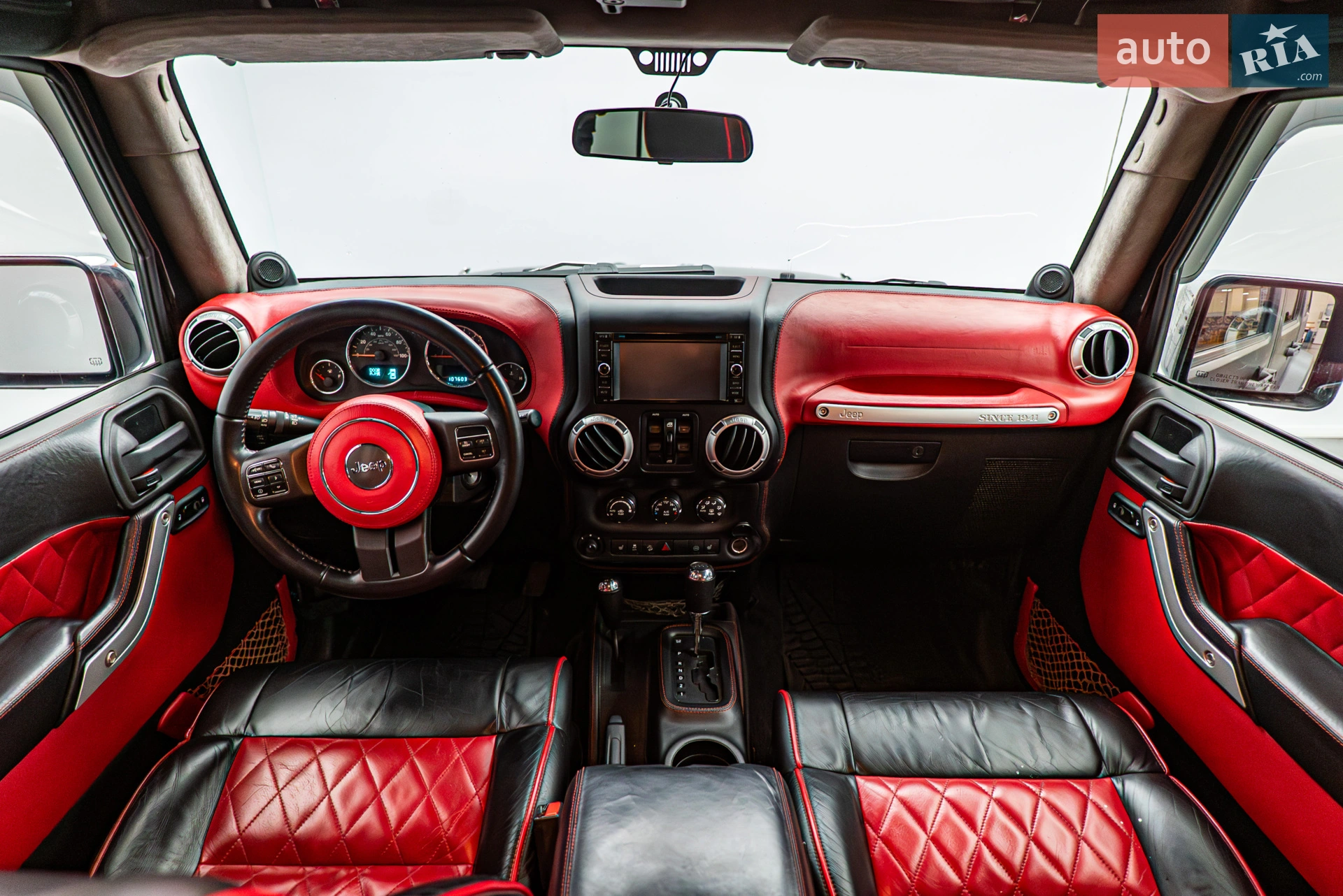 2011 Jeep Wrangler - мініатюра 10