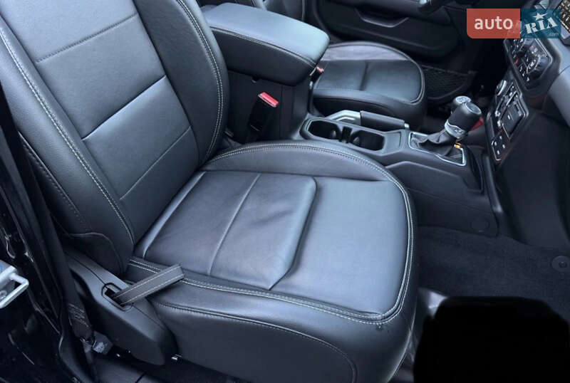 Внедорожник / Кроссовер Jeep Wrangler 2022 в Киеве