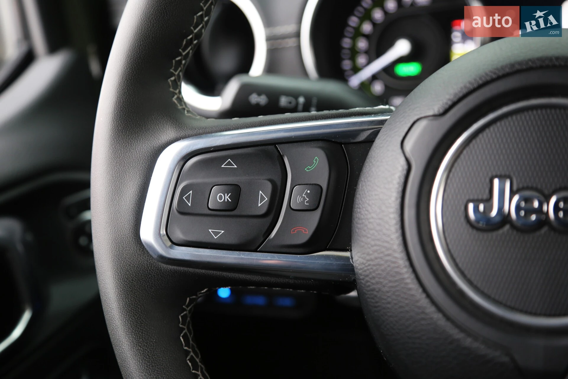 2023 Jeep Wrangler - мініатюра 23