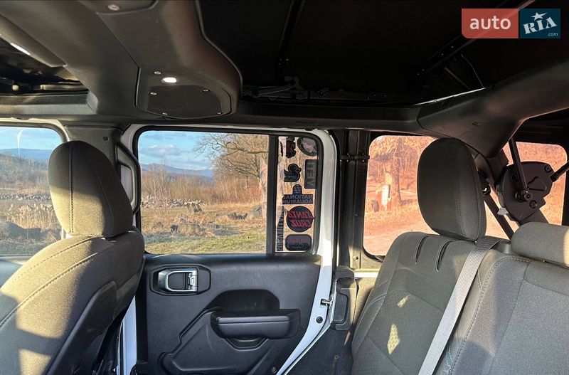 Внедорожник / Кроссовер Jeep Wrangler 2024 в Ужгороде