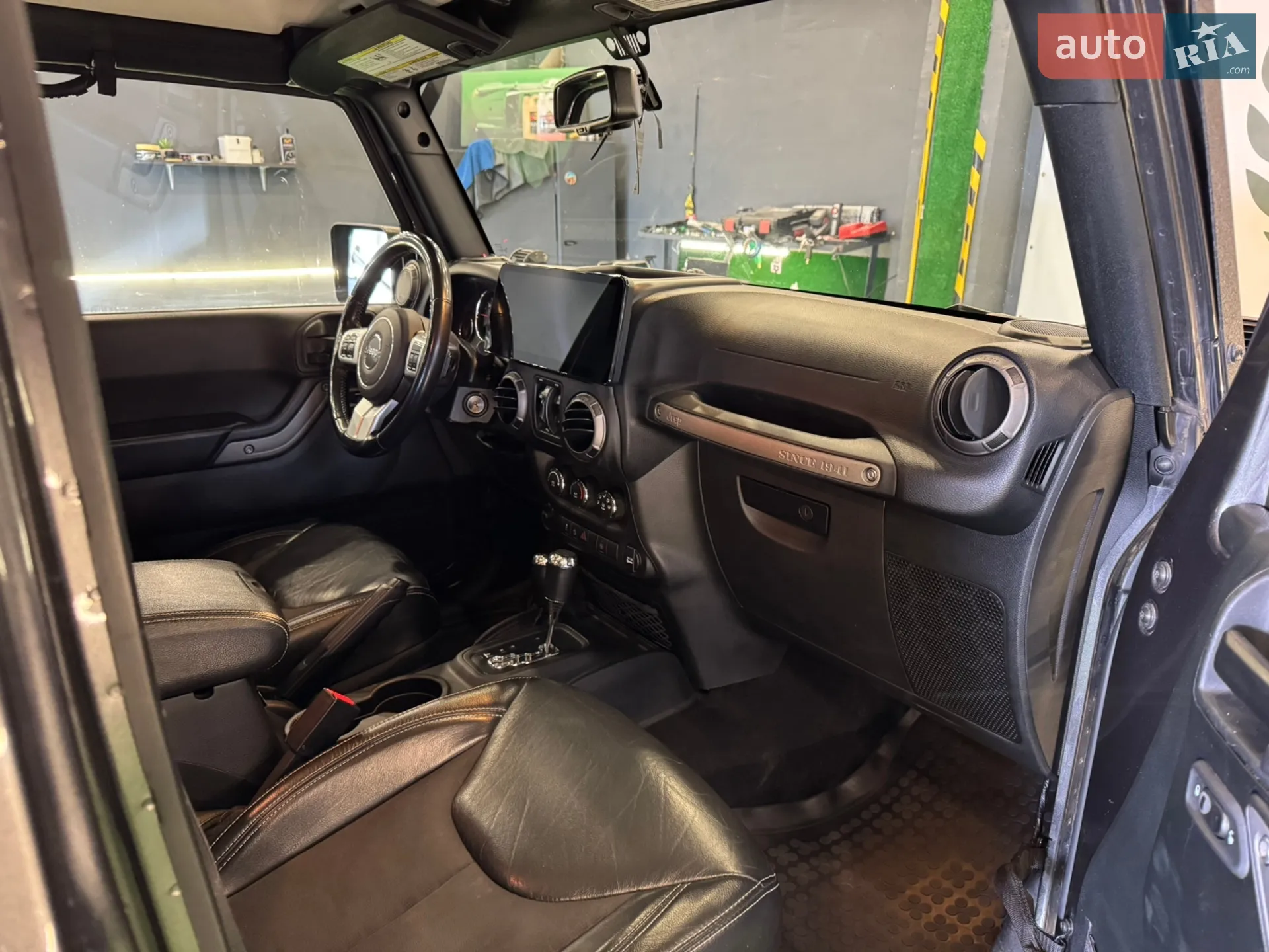 2017 Jeep Wrangler - мініатюра 49