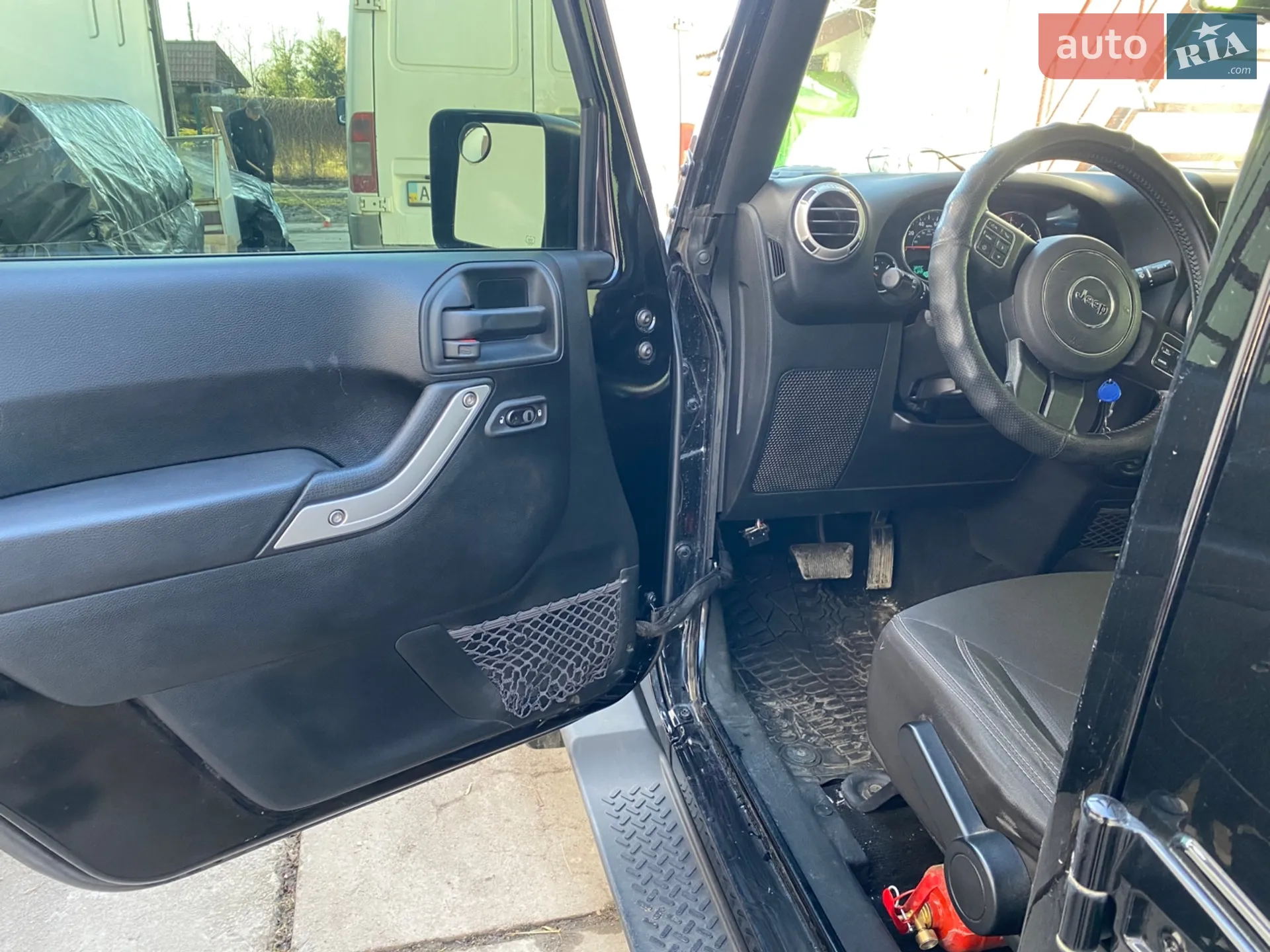 2017 Jeep Wrangler - мініатюра 18