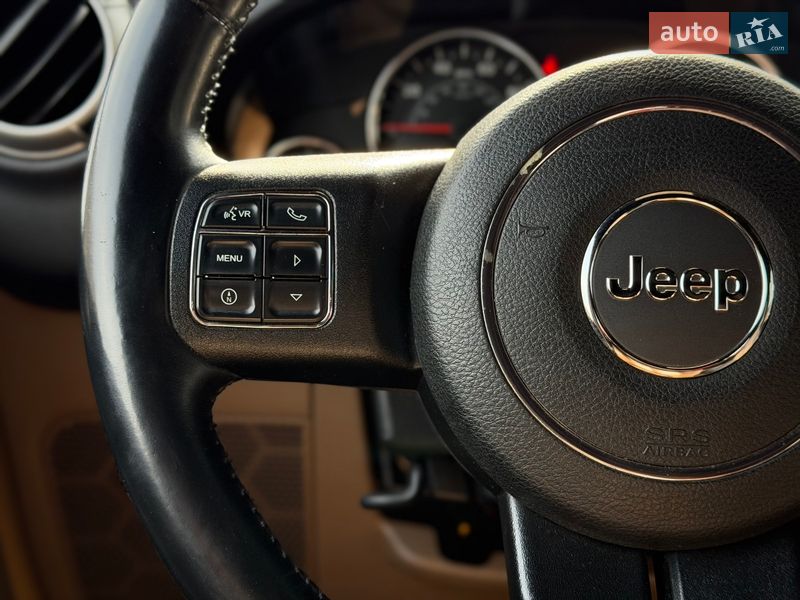 Внедорожник / Кроссовер Jeep Wrangler 2013 в Киеве фото 40 Внедорожник / Кроссовер Jeep Wrangler 2013 в Киеве