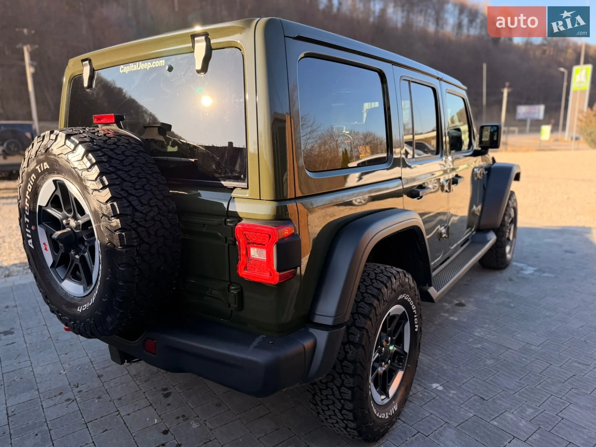 2022 Jeep Wrangler - мініатюра 11