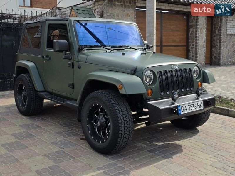 Позашляховик / Кросовер Jeep Wrangler 2013 в Кропивницькому