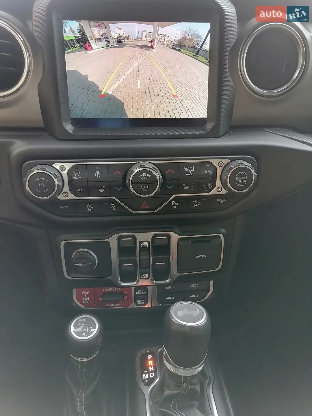 2021 Jeep Wrangler - мініатюра 16