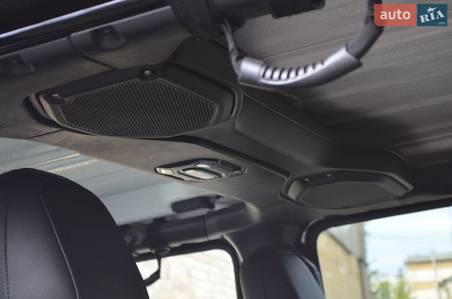 2020 Jeep Wrangler - мініатюра 32