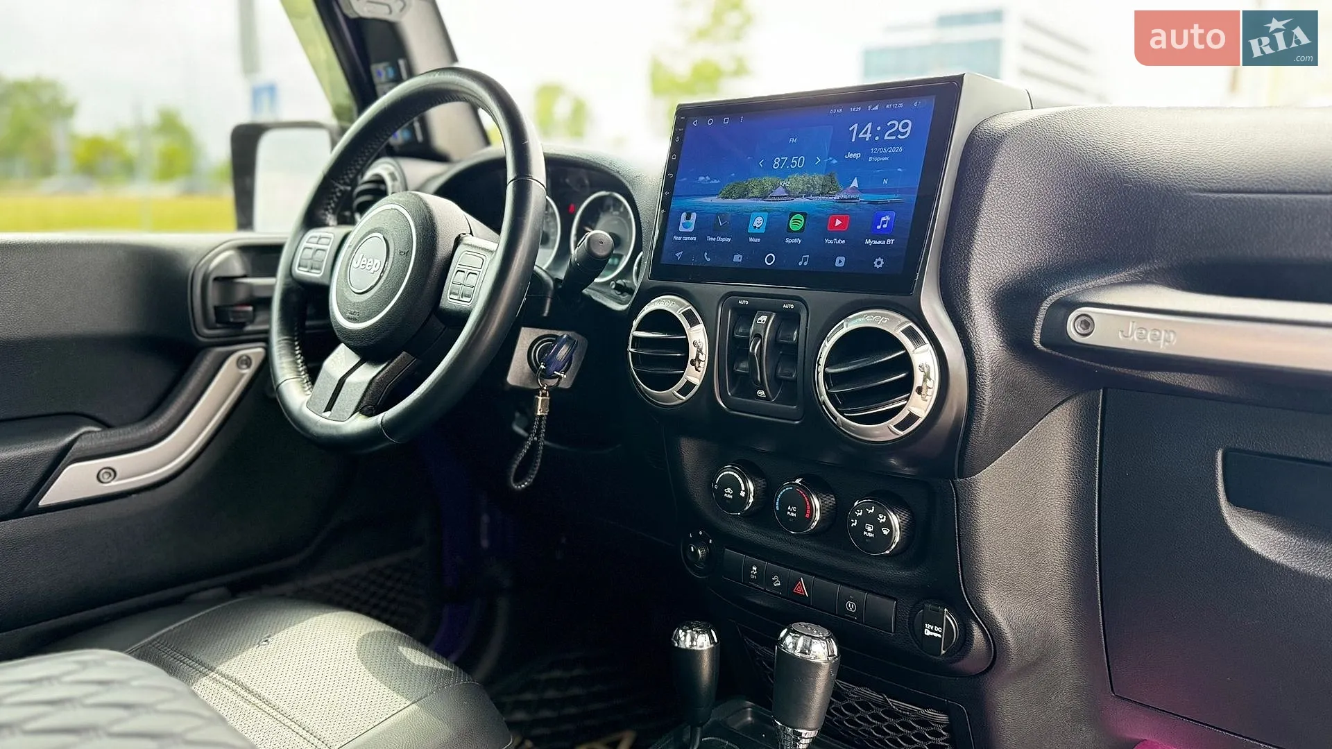 2017 Jeep Wrangler - мініатюра 23