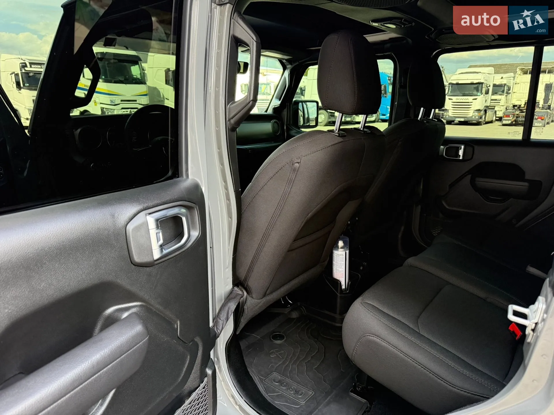 2022 Jeep Wrangler - мініатюра 8