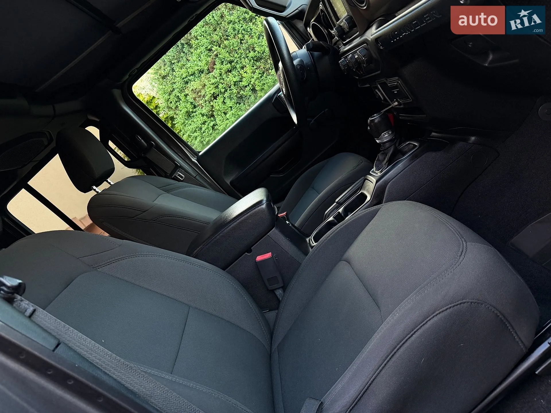 2018 Jeep Wrangler - мініатюра 44