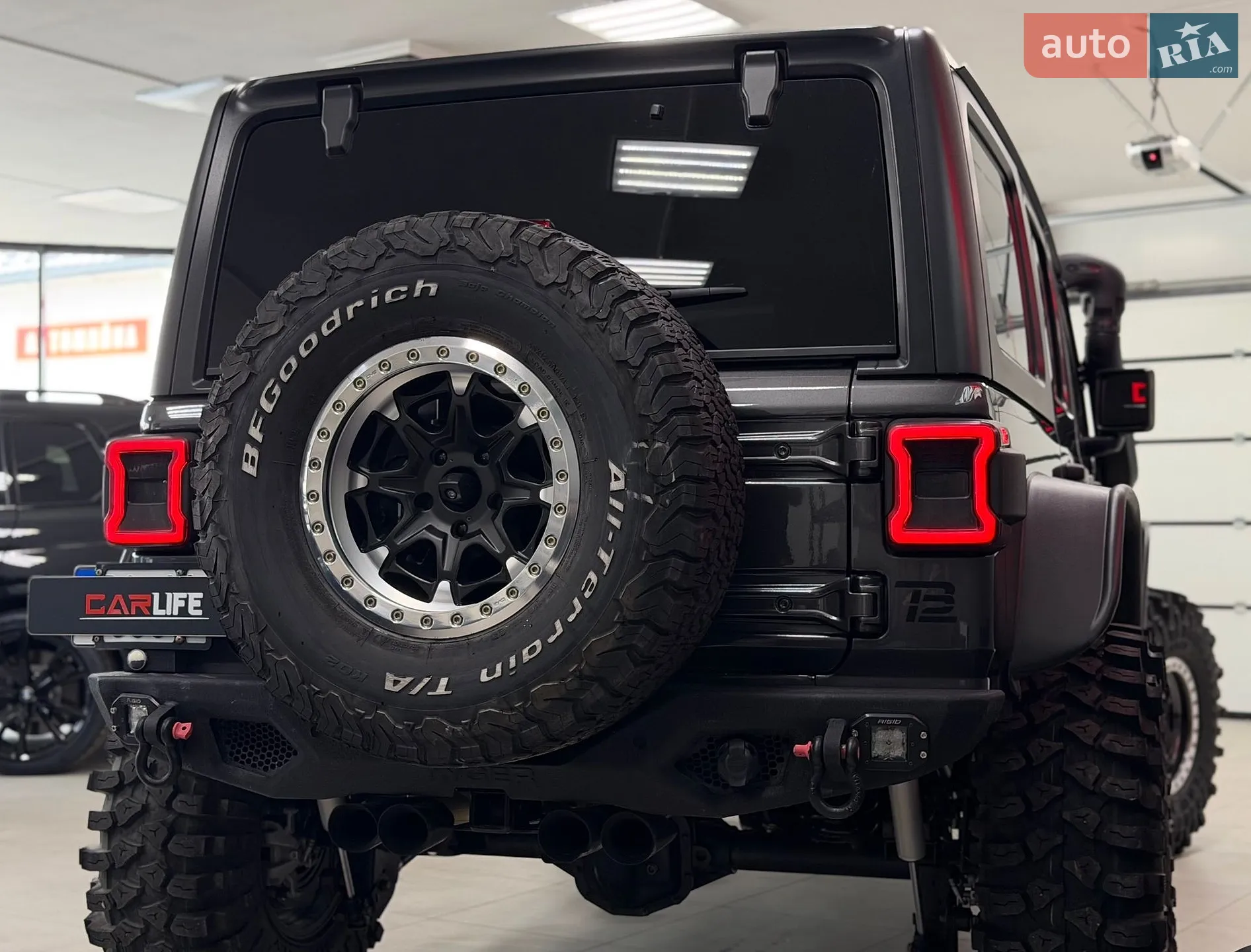 2020 Jeep Wrangler - мініатюра 19