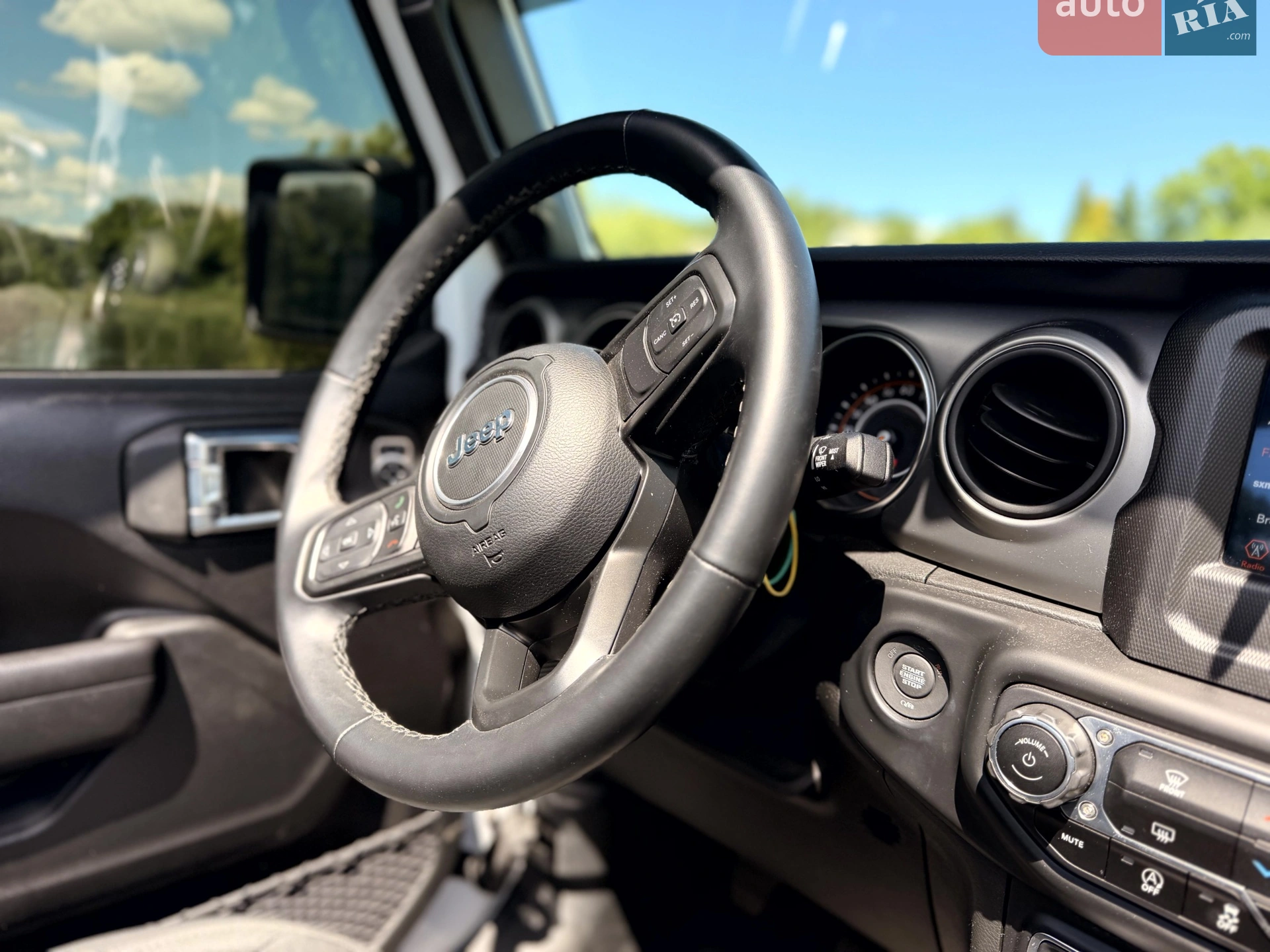 2021 Jeep Wrangler - мініатюра 12