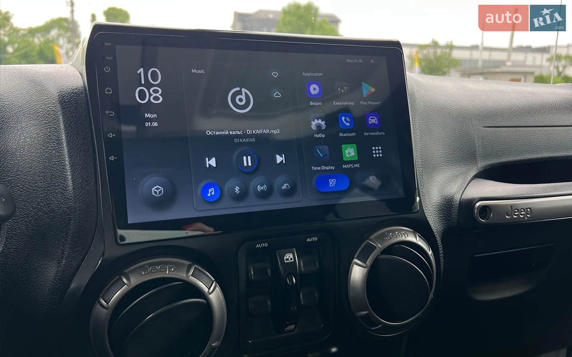 2017 Jeep Wrangler - мініатюра 16