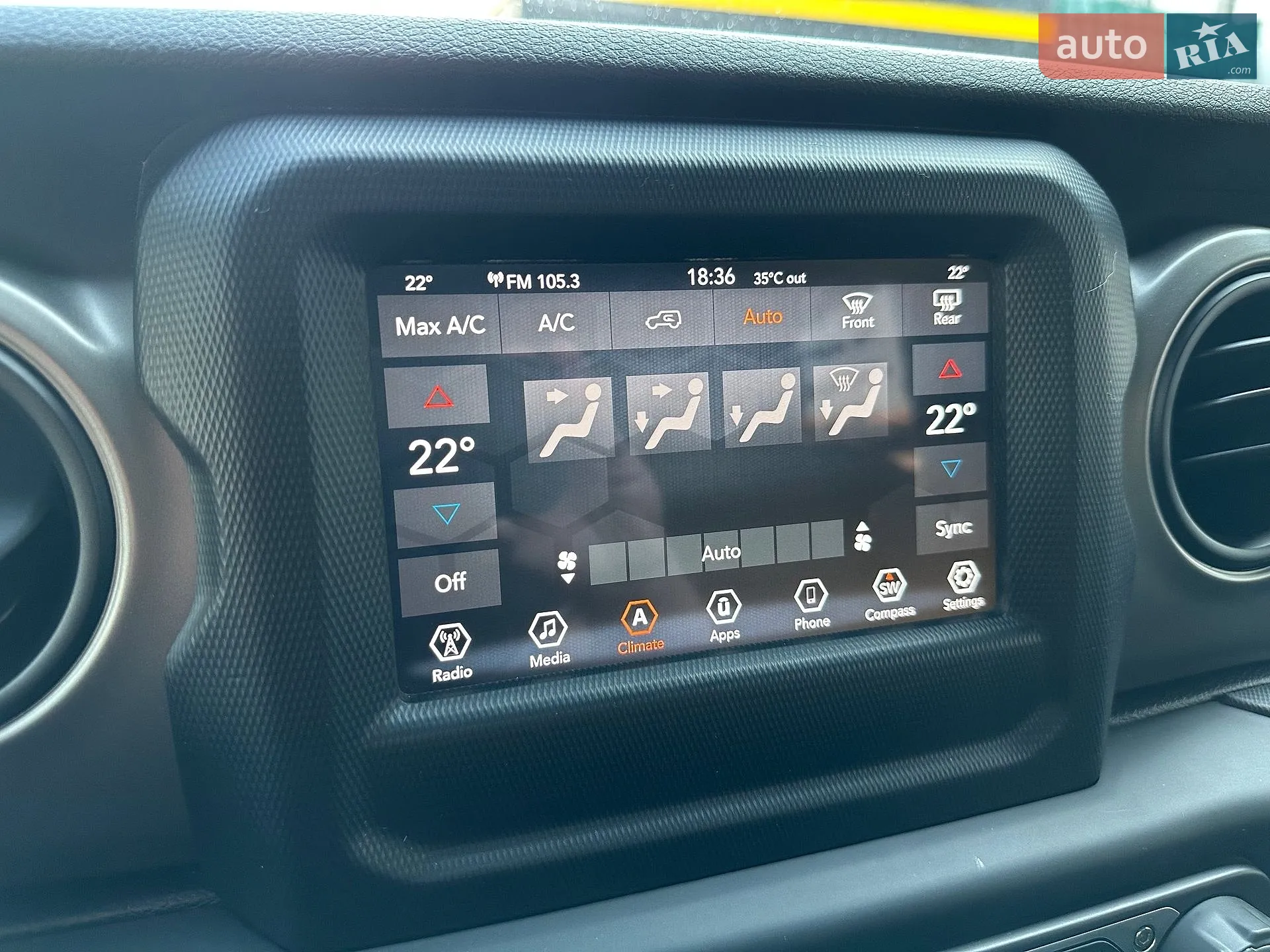 2019 Jeep Wrangler - мініатюра 14