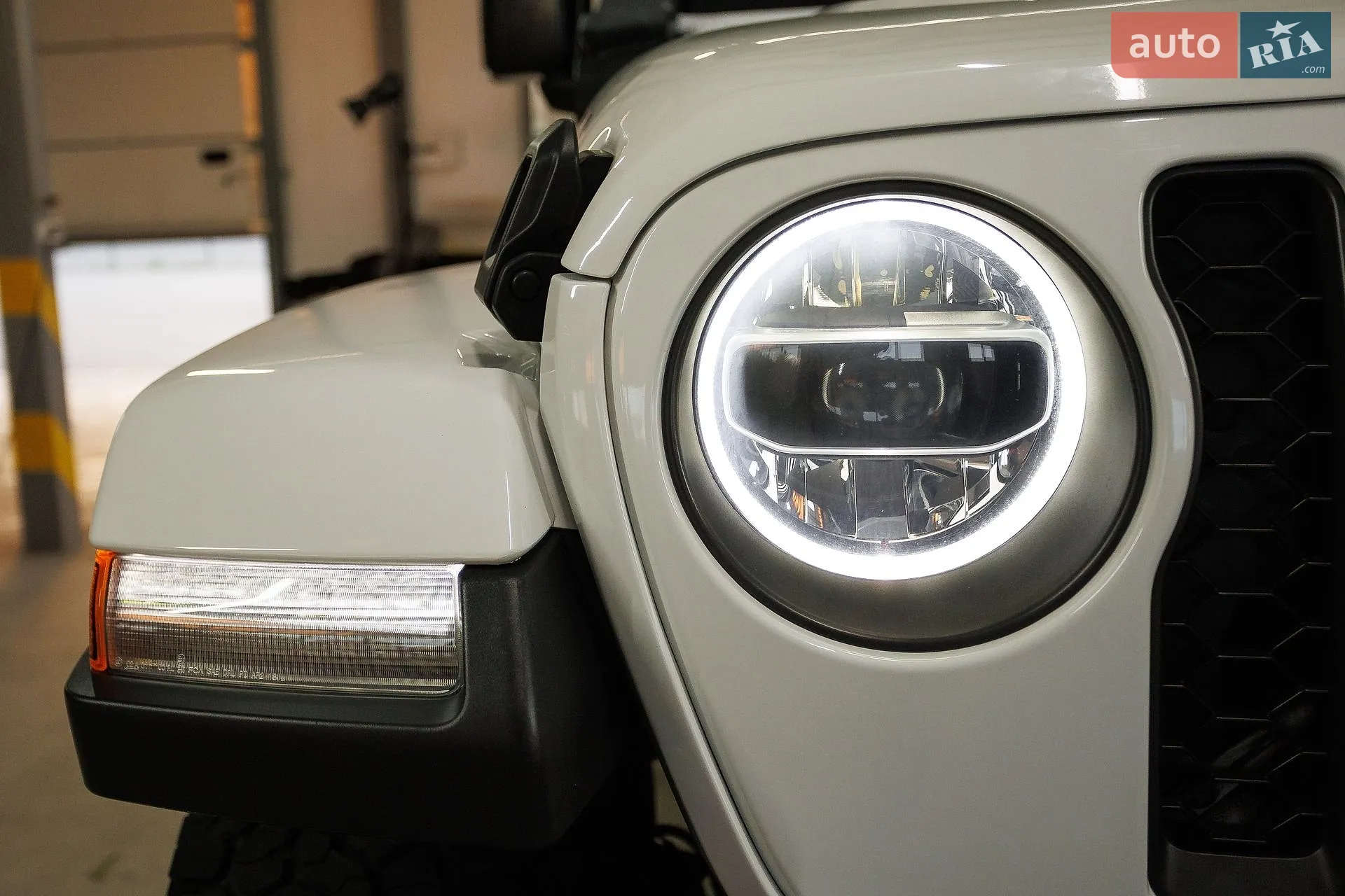 2020 Jeep Wrangler - мініатюра 34