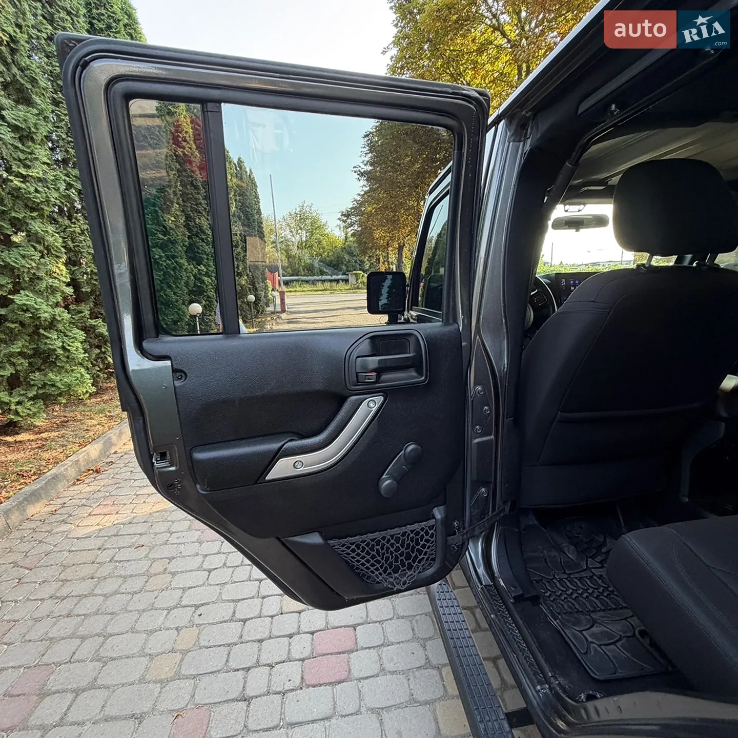 2016 Jeep Wrangler - мініатюра 28