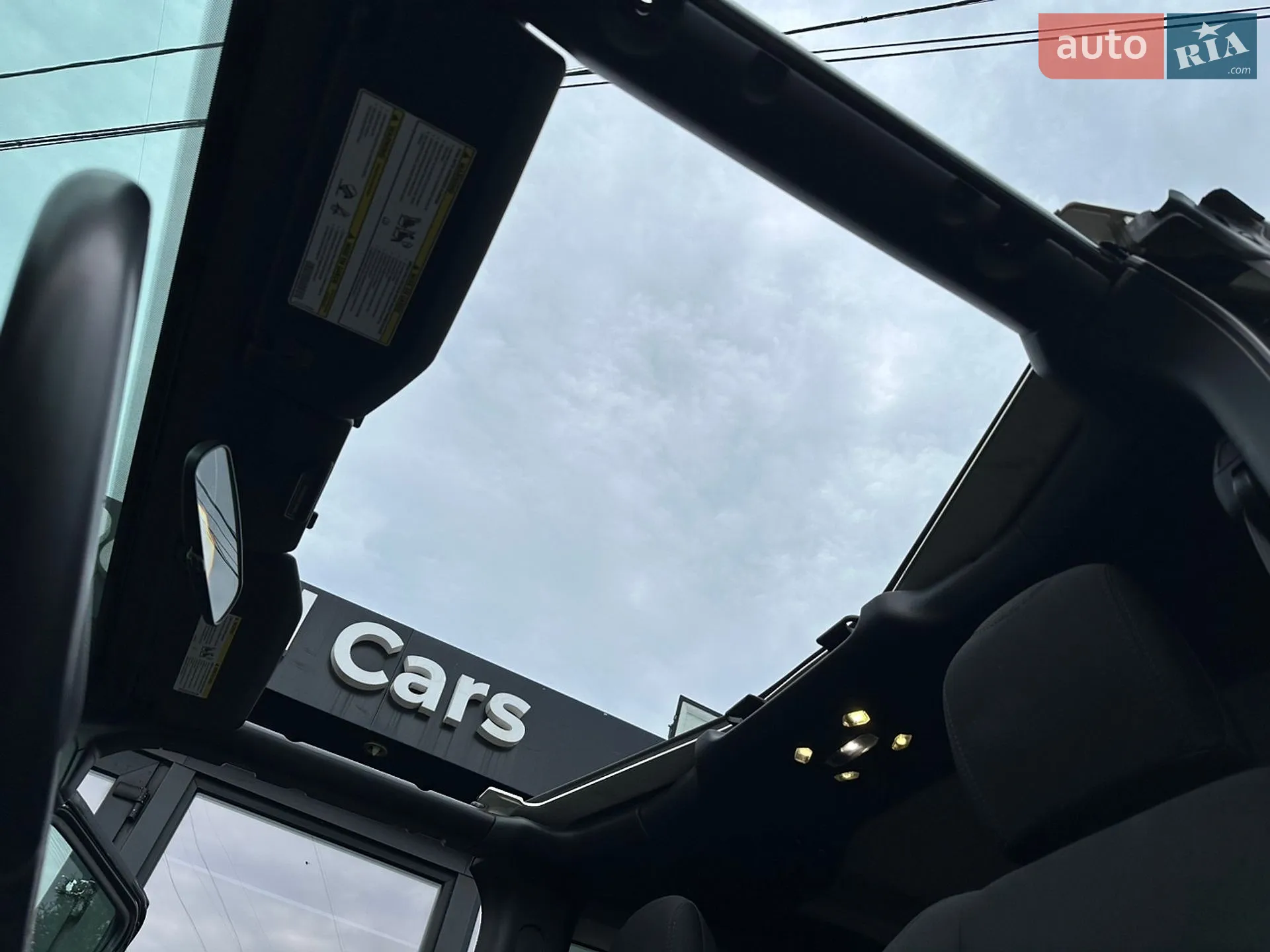 2019 Jeep Wrangler - мініатюра 32