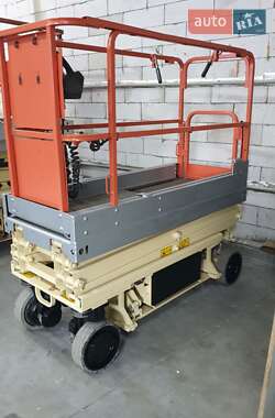 Ножничный подъемник JLG 2030 ES 2004 в Киеве